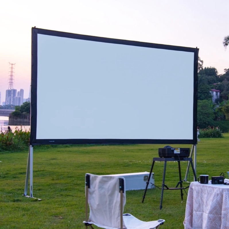 Portable Outdoor Projector Screen